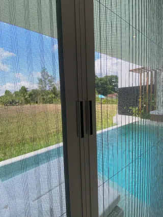 Kasa Nyamuk Plisse Pintu Balkon